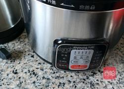 莲藕糯米炖莲子的做法图解3