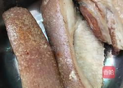 酸菜扣肉的做法图解3