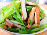 芹菜炒香干