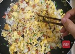 蛋炒饭的做法图解4