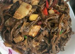 五花肉炒干豆角