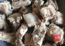玉米排骨汤的做法图解5