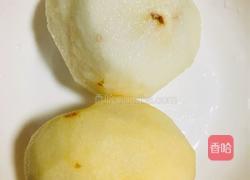 苹果 梨红枣枸杞黑糖姜茶的做法图解2