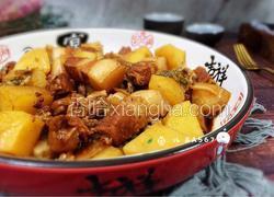 红烧肉炖土豆酸菜