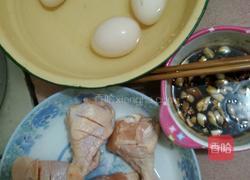 电饭锅鸡腿鸡蛋的做法图解1