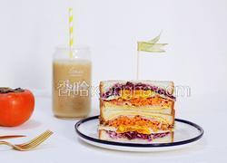 蔬菜煎蛋三明治