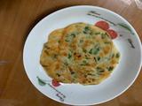 煎葱花饼（饺子皮利用起来）