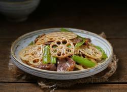 莲藕芹菜炒肉片