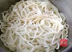 炒面条的做法图解2