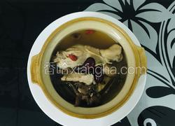 广东味~茶树菇鸡腿汤