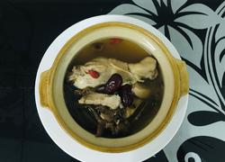广东味~茶树菇鸡腿汤