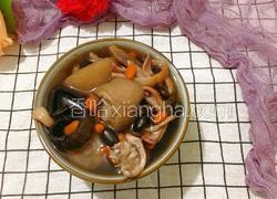 闽南黑豆杜仲鱿鱼炖猪尾巴