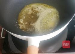 椰香牛轧糖的做法图解1