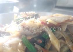 香香腊腌菜炒脆藕 