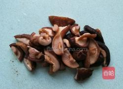 香菇蒸排骨的做法图解3
