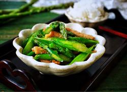里脊肉炒芦笋