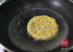 香辣炒面的做法图解2