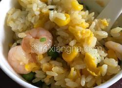 虾仁蛋炒饭