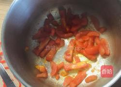 番茄鸡蛋面的做法图解1