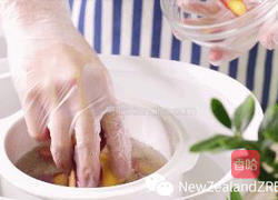 高山紫萝卜排骨新西兰花胶汤的做法图解5