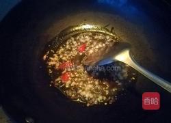 耗油手撕包菜的做法图解3