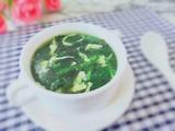菠菜绿藻蛋花汤