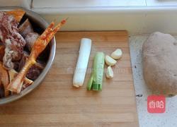 猪排骨勾鸡的做法图解1