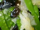 荷兰豆拌双耳的做法[图]