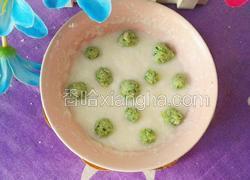 韭菜鸡蛋圆子营养米糊
