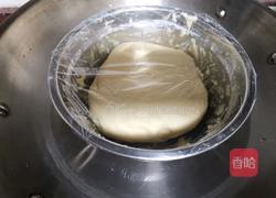萌宝们都爱吃的抹茶花卷的做法图解4