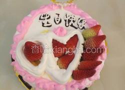 草莓生日蛋糕