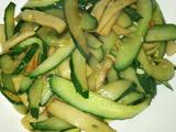 鱼饼炒青瓜