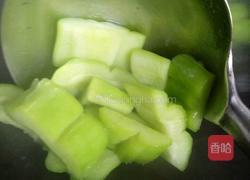 酱汁蒜香凉瓜的做法图解4