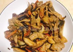 双菇肉片（蘑菇炒肉）