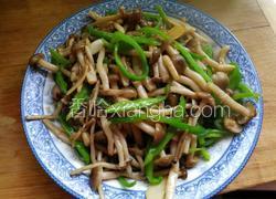 蟹味菇炒青椒丝