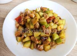 黄瓜肉丁