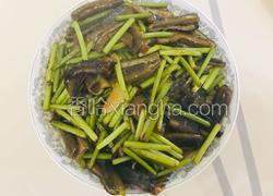 蒜苔炒鳝鱼