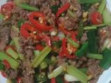 牛肉炒芹菜