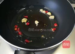 苦瓜炒肉的做法图解2