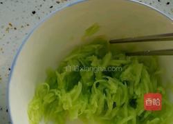 黄瓜丝鸡蛋饼的做法图解3