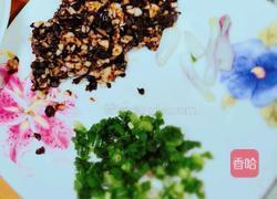 蒜容豆豉炒葫芦瓜的做法图解2