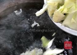 炝炒圆白菜的做法图解4