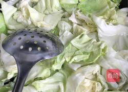 炝炒圆白菜的做法图解5