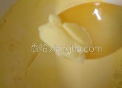 宝宝辅食～～蛋黄羹(建议宝宝7个月左右)