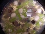 丝瓜鸭血鱼丸汤