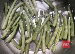 咸肉四季豆的做法图解2