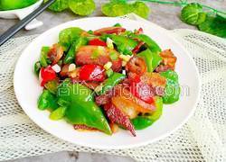 腊肉炒辣椒