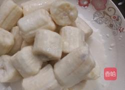 拔丝香蕉的做法图解1