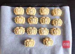 蛋黄月饼(螃蟹造型)的做法图解10