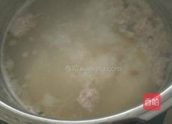 歌乐鱼瘦肉粥的做法图解2